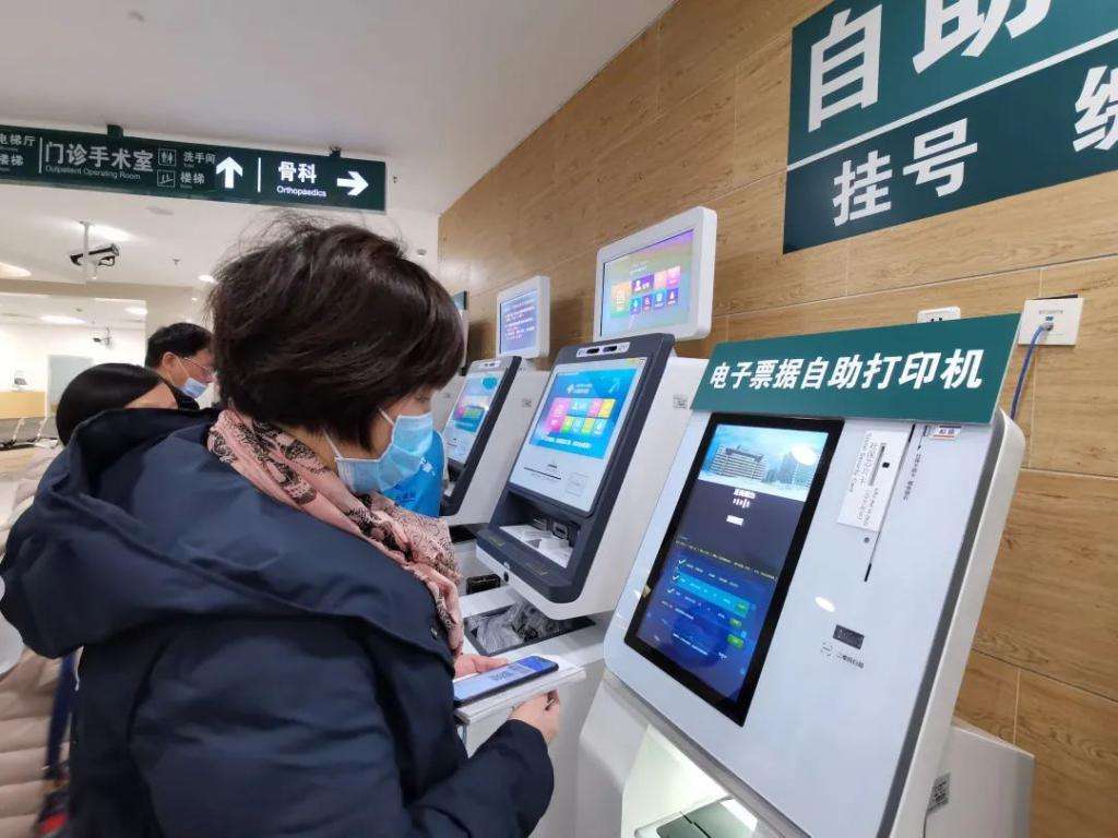 工業LCD液晶屏在醫療器械領域一般應用在哪些產品?